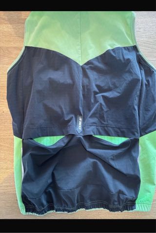 Chaleco Q36.5 Verde y Negro