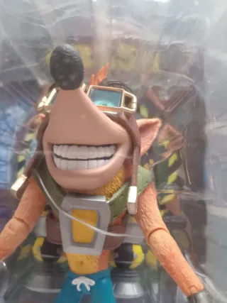 Muñeco Crash Bandicoot Deluxe con Jet Pack