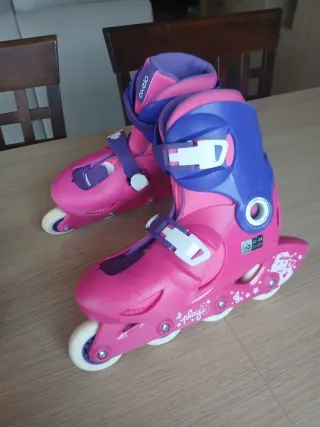 Casco y protecciones patinaje infantil rosa