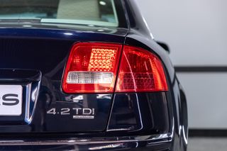 Audi A8 4.2 TDI Quattro (2007)