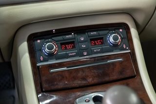 Audi A8 4.2 TDI Quattro (2007)
