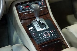 Audi A8 4.2 TDI Quattro (2007)