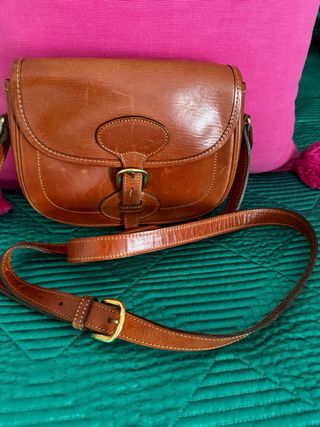 Bolso de piel marrón