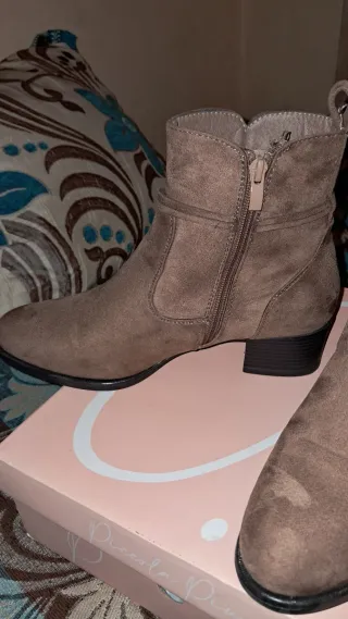 Botas de mujer en perfecto estado