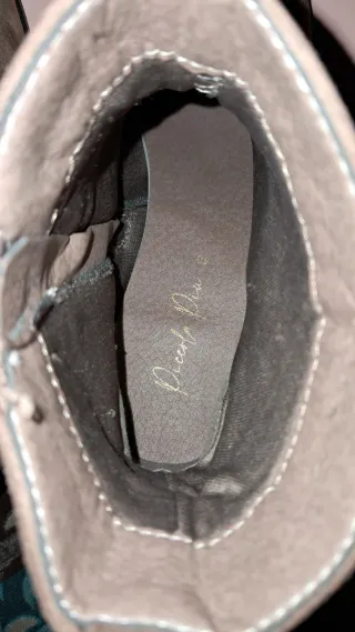 Botas de mujer en perfecto estado