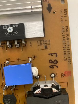 F86 - FUENTE TV LG  EAX63729001/8 EAY62171601 LGP4