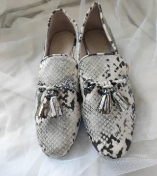 Mocasines Zara Piel Serpiente Talla 37