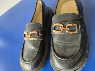 Mocassini donna n.37 neri con fibbia