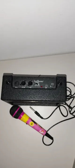 Karaoke Portátil Soy Luna con Micrófono Lexibook