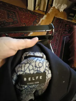 Giacca femminile firmata Belfe