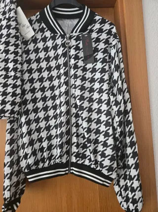 Conjunto Falda y Chaqueta  ,talla unica,M,L
