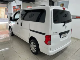Nissan Evalia 2013