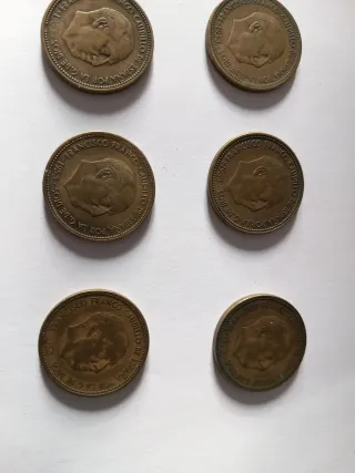 Lote 2,5 Pesetas Franco circuladas.