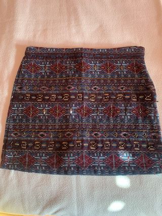 Falda fiesta bordada