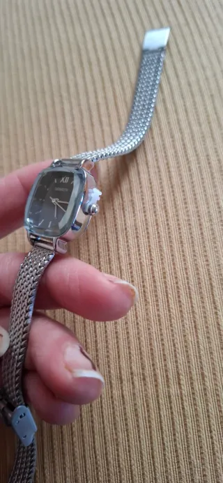 Reloj REBIRTH Negro y Plateado