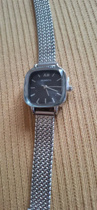 Reloj REBIRTH Negro y Plateado