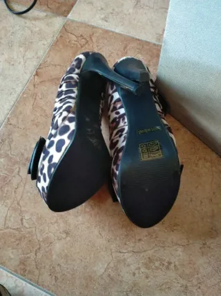 Zapatos de tacón fiesta leopardo T.36