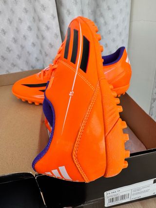 Botas Fútbol Adidas F5 TRX TF Naranja T39+1/3
