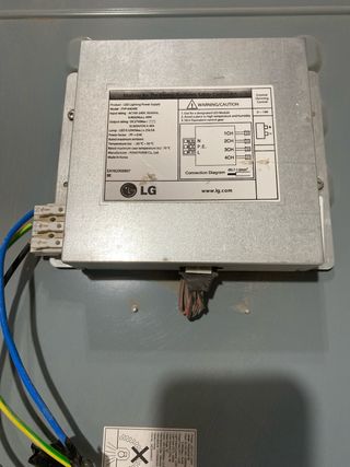 Fuente de alimentación LED LG 60x60