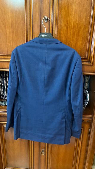 Traje azul marino talla 38-48