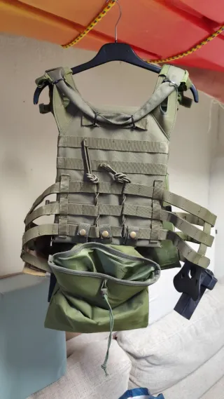 Chalecos tácticos Airsoft y