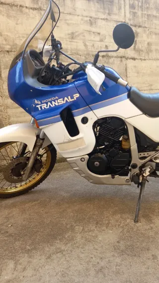 Honda Transalp 600