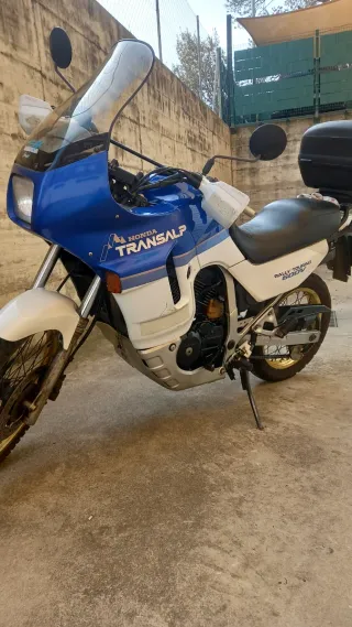 Honda Transalp 600