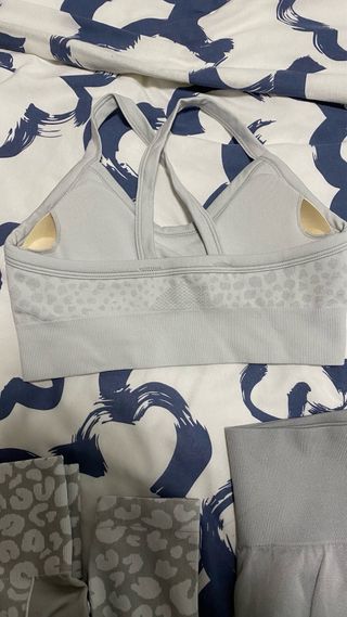 Conjunto Deportivo Top Prozis Gris y pantis XS