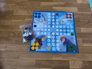 Juego de mesa Frozen II 50 Juegos