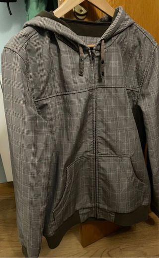 Chaqueta con capucha a cuadros