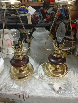 Lámpara de mesa cristal y metal