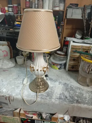 Lámpara de mesa cristal y metal