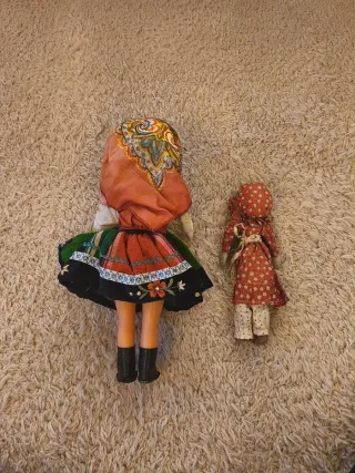 Nancy y muñeca antiguas vestidas