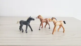 3 Potros de Playmobil