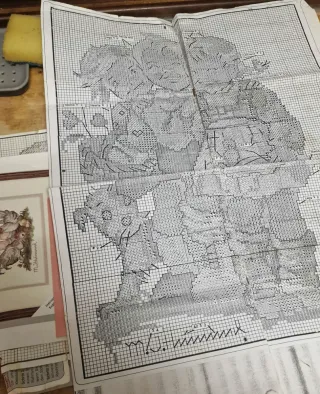 3 Revistas y 2 patrones antiguos Punto de Cruz.