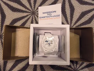 Swatch Mission to Earthphase Moonshine Gold