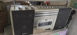 Radiocasete Bombox oceanic (ITT Aleman)