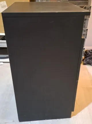 Mesitas de noche negras de madera