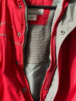 Abrigo  Columbia Rojo oscuro