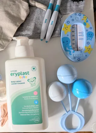 Lote Ropa y Accesorios Bebé Varios