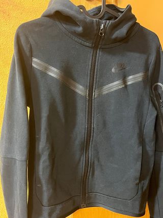 Sudadera Nike Tech Fleece Negra