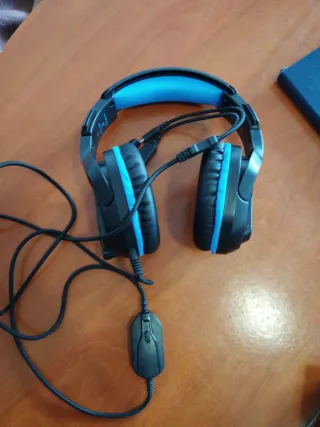 Cascos Gamer Fachixy Azules y Negros