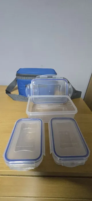 Bolsa térmica azul con 3 fiambreras