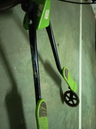 Patinete 3 ruedas verde