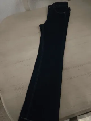 Pantalón vaquero Zara Talla 34