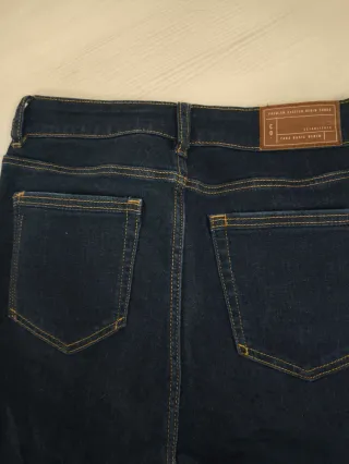 Pantalón vaquero Zara Talla 34