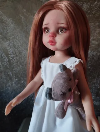 Muñeca Paola Reina Customizada con certificado ,