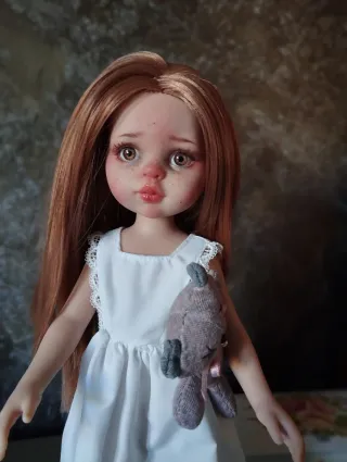 Muñeca Paola Reina Customizada con certificado ,