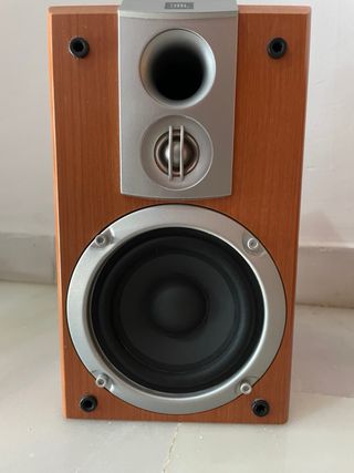 Pareja Altavoces JBL Marrones