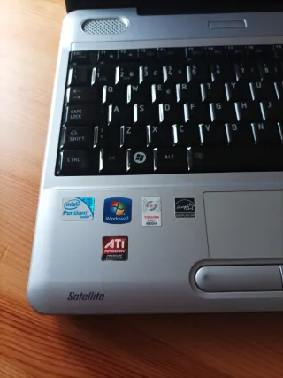 Portátil Toshiba Satellite L500-1TU